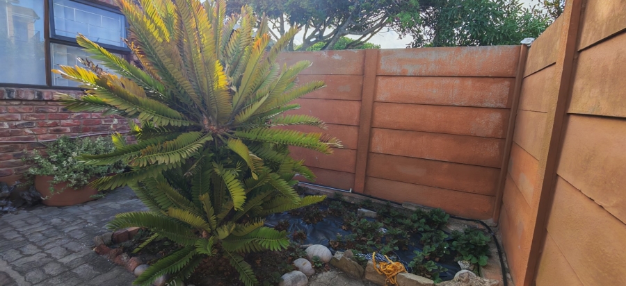 3 Bedroom Property for Sale in Dana Bay Western Cape